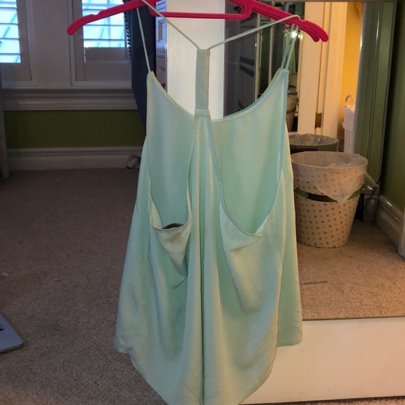 •Green Tank Top• - Picture 2 of 2